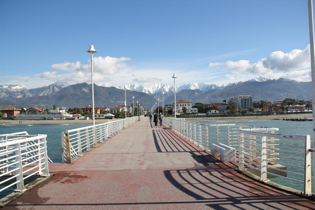 Hotel Parma Mare Marina di Massa Exterior foto